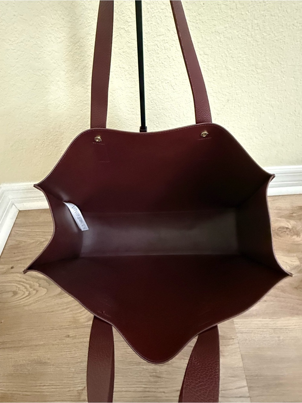Rachel Zoe Arialith Large Tote Bag - Picture 7 of 10